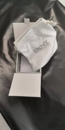 DKNY fehér ékszer doboz utolsó darabok 1 napos szállítás